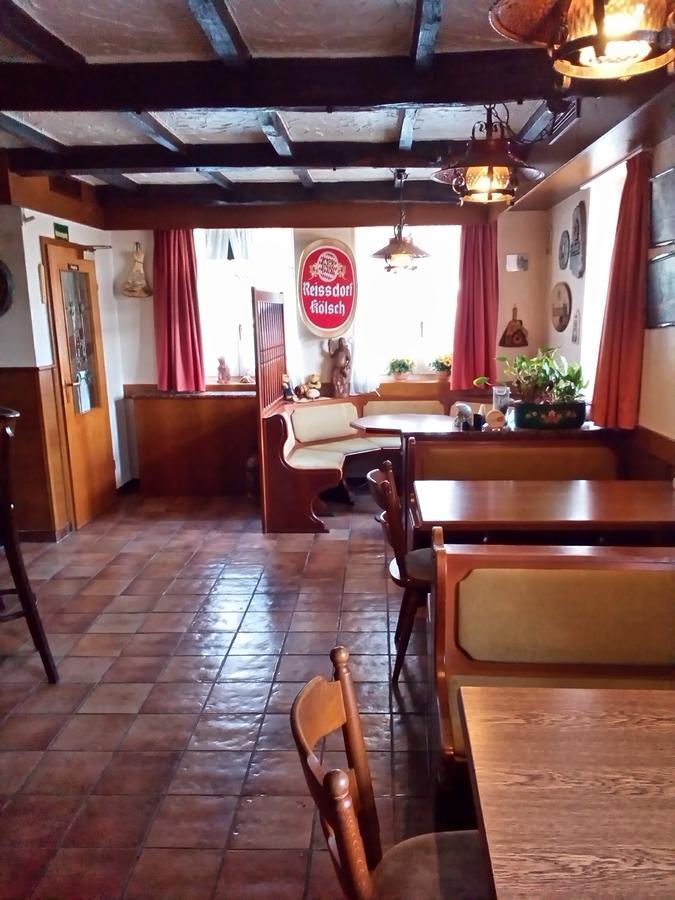 Monteurhotel Garni Alter Olper Hof 린들라 외부 사진