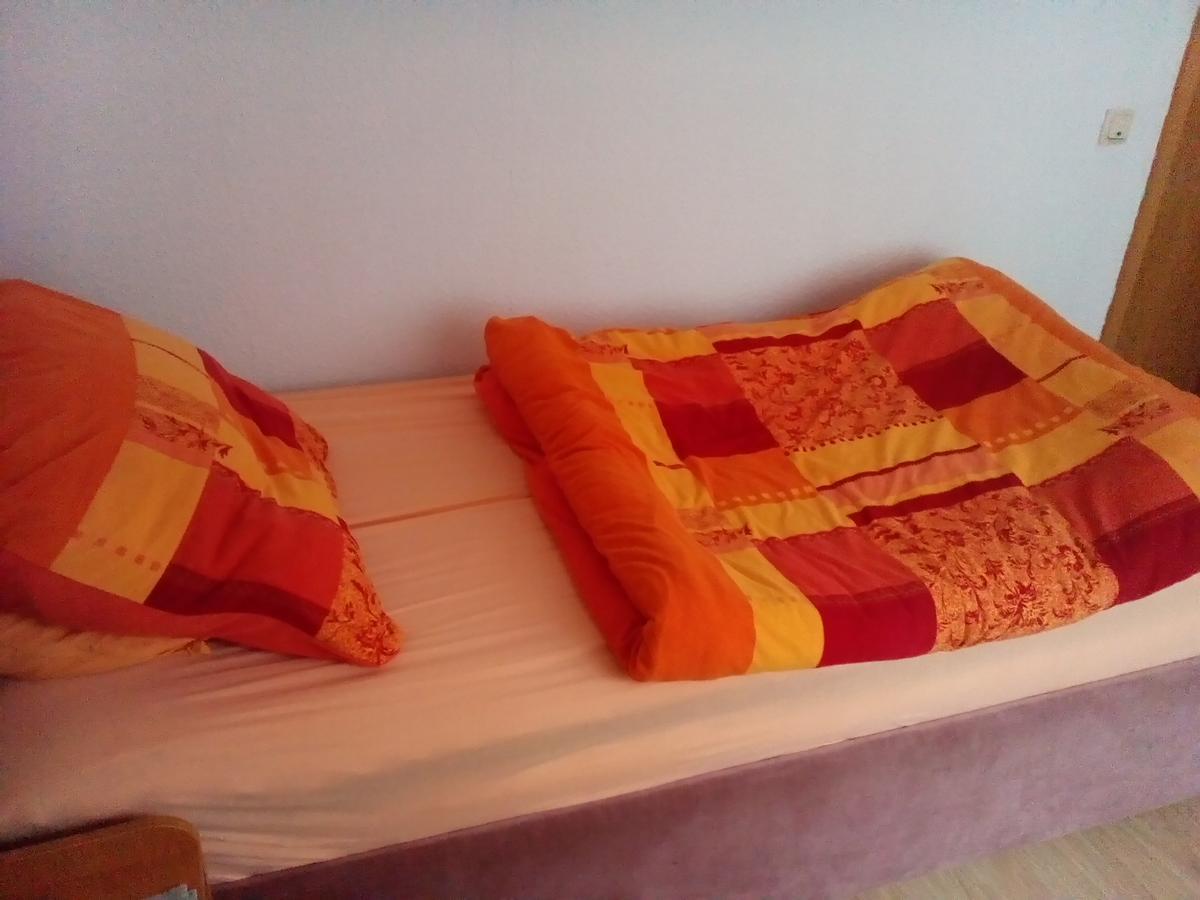Monteurhotel Garni Alter Olper Hof 린들라 외부 사진