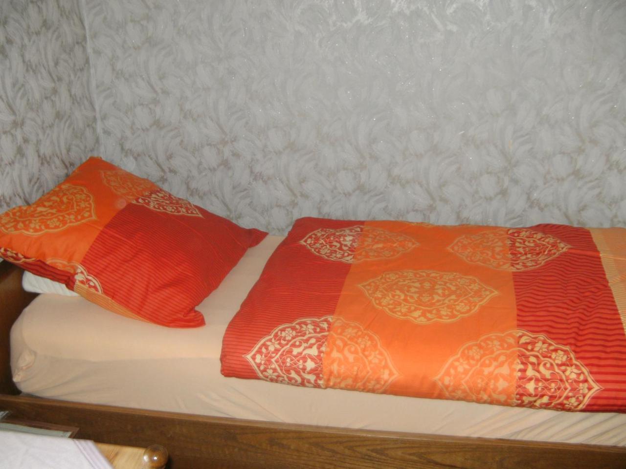Monteurhotel Garni Alter Olper Hof 린들라 외부 사진